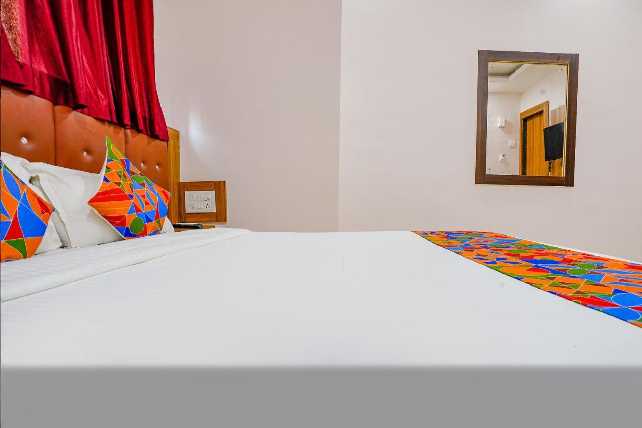 Fabexpress Diamond - Nr Bkc Hotel Mumbai Exterior photo